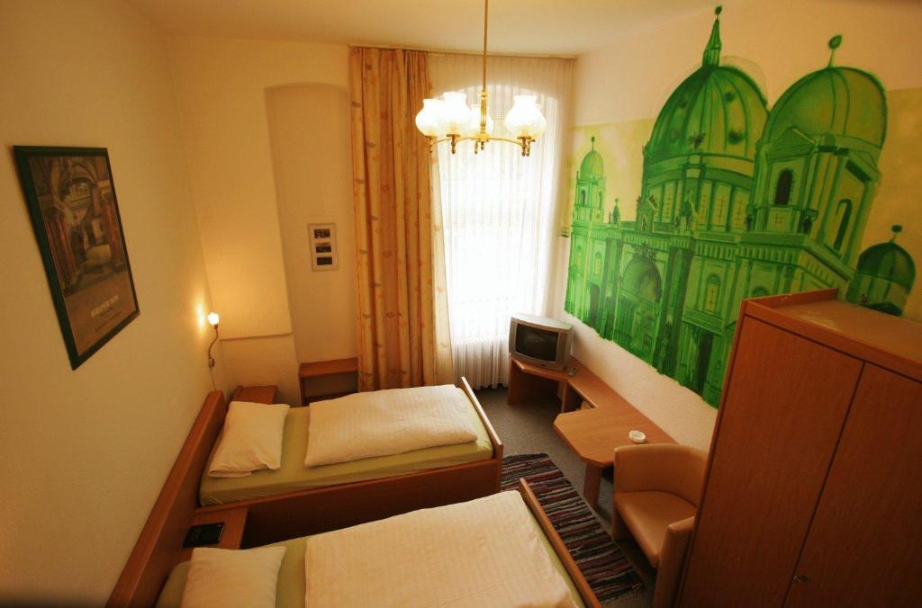 Hotel - Pension Am Schloss Bellevue เบอร์ลิน ห้อง รูปภาพ
